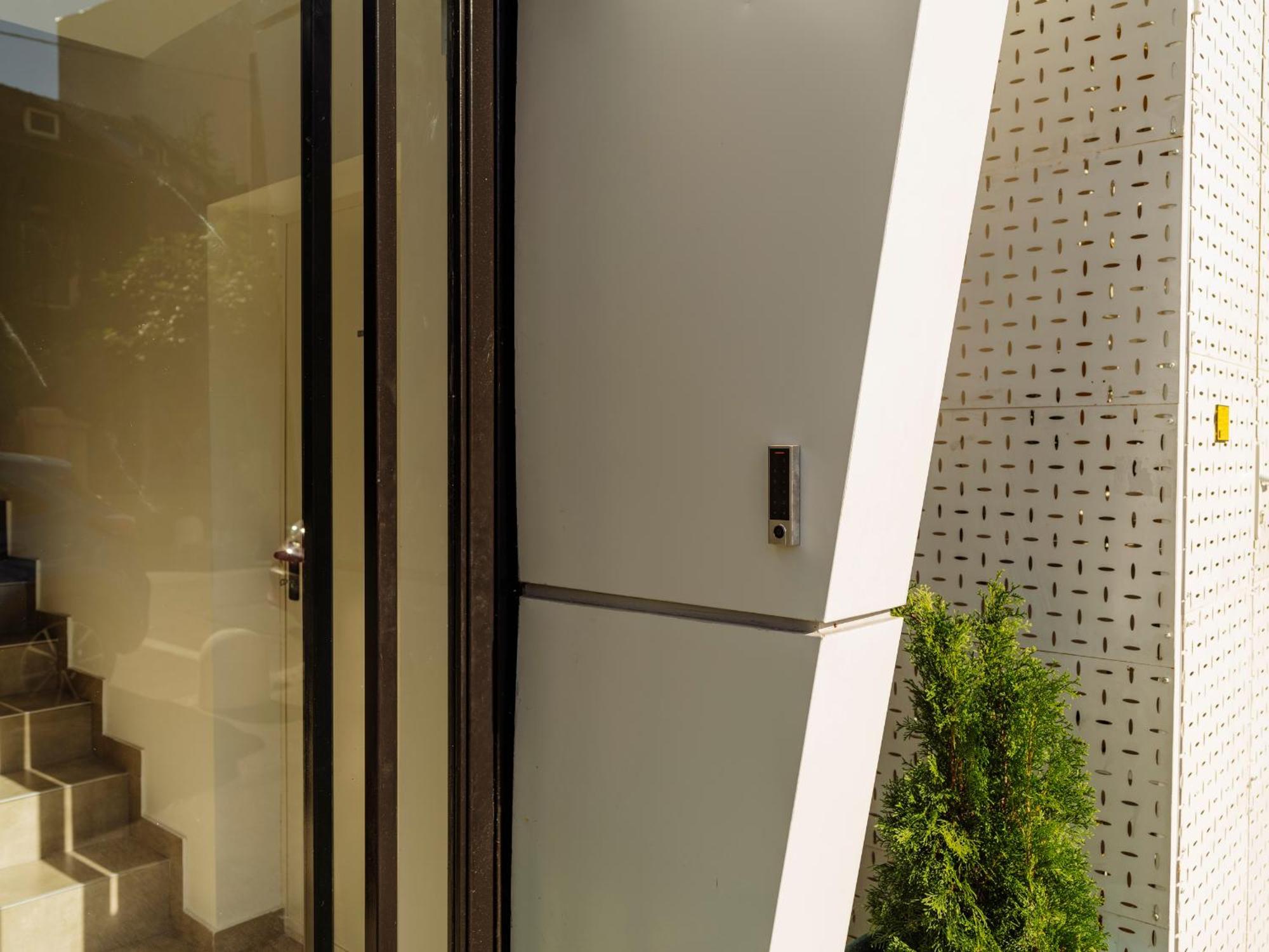Central 5 Apartment - New Building & Parking بوخارست المظهر الخارجي الصورة